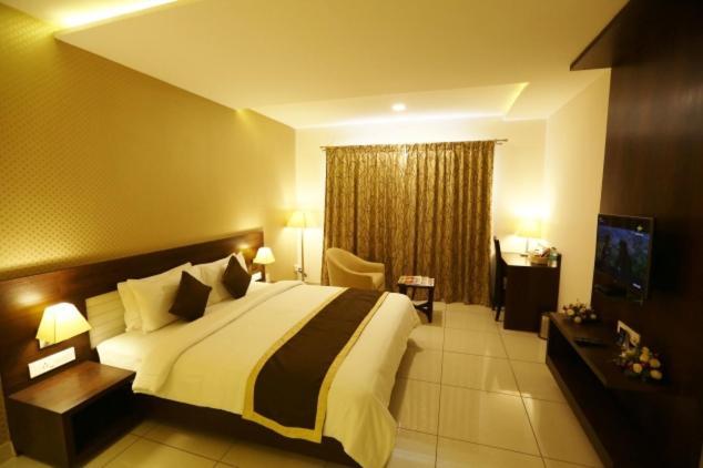 West Fort Hotel 벵갈루루 외부 사진