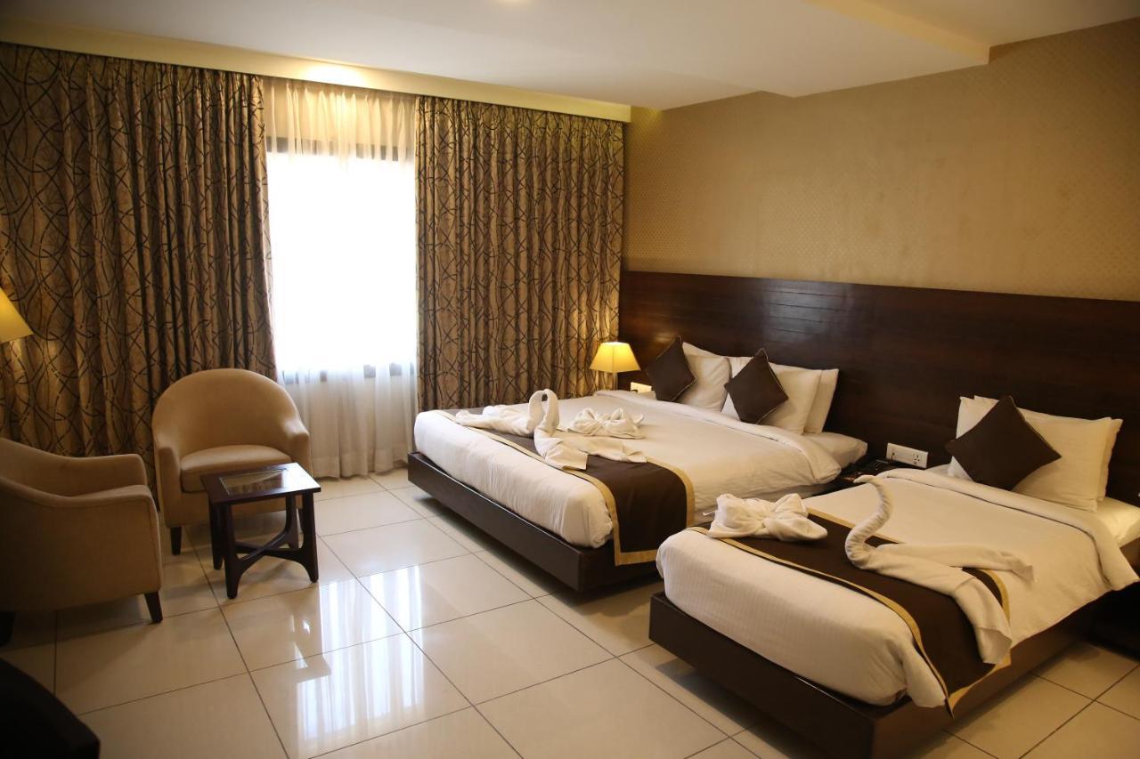 West Fort Hotel 벵갈루루 외부 사진