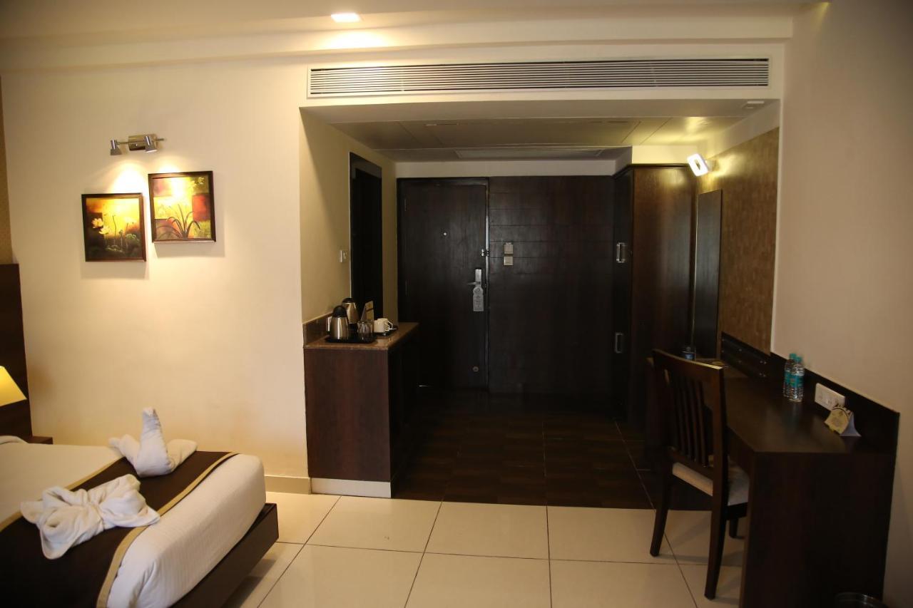 West Fort Hotel 벵갈루루 외부 사진