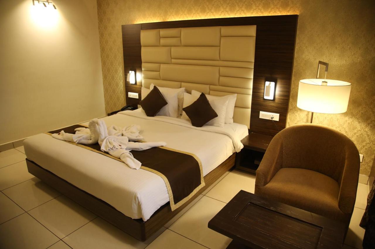 West Fort Hotel 벵갈루루 외부 사진
